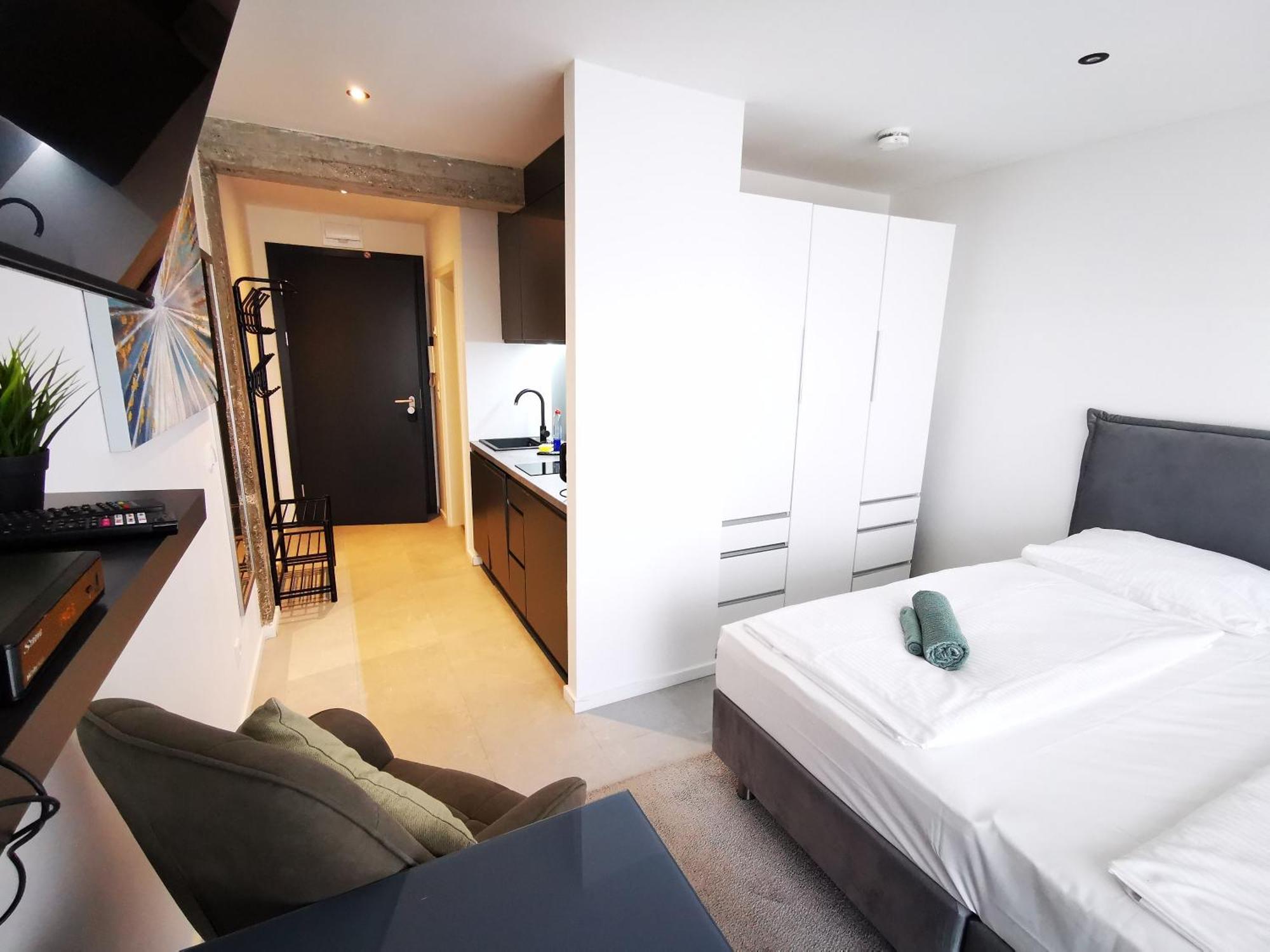Hh 03 By Rockchair - Superhost Status - Modernes Apartment Mit Sonnigem Balkon & Premium Boxspringbetten In Winterhude - Hamburg Top Geheimtipp Zewnętrze zdjęcie